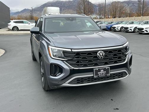 2024 Volkswagen Atlas Cross Sport 2.0T SE w/Technology 4MOTION