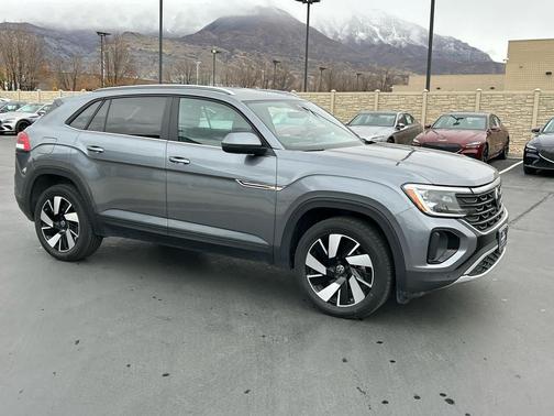 2024 Volkswagen Atlas Cross Sport 2.0T SE w/Technology 4MOTION