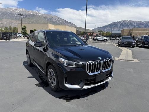 White 2025 BMW X1 xDrive28i