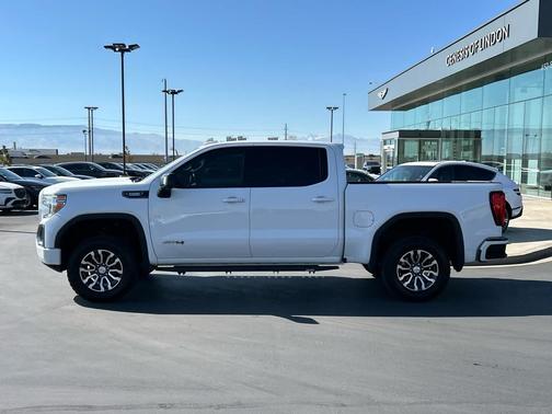 2021 GMC Sierra 1500 AT4