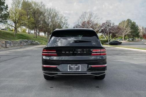 2025 Genesis GV80 2.5T