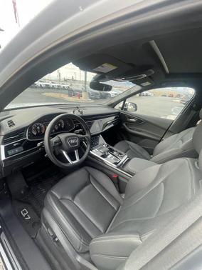 2025 Audi Q7 55 Premium Plus