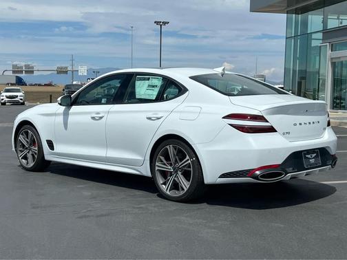 2025 Genesis G70 2.5T AWD