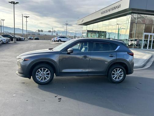 2022 Mazda CX-5 2.5 S Preferred Package