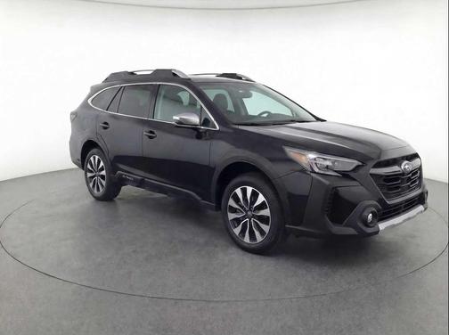 Crystal Black Silica 2023 Subaru Outback Touring XT