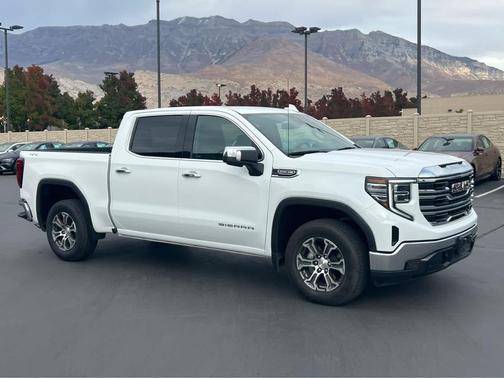 2024 GMC Sierra 1500 SLT