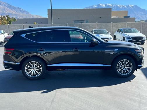 2025 Genesis GV80 2.5T