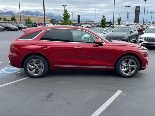 Mauna Red 2026 Genesis GV70 2.5T Select