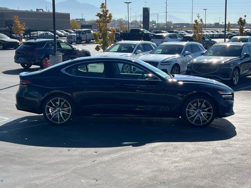 2026 Genesis G70 2.5T AWD Prestige