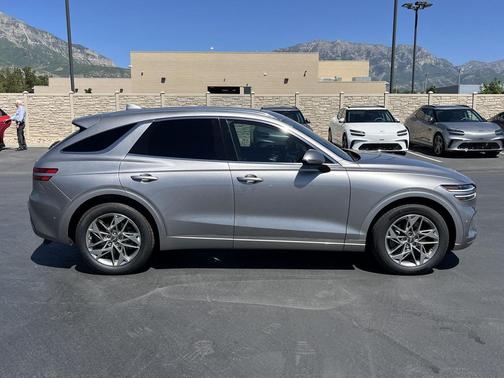 Savile Silver 2022 Genesis GV70 2.5T AWD