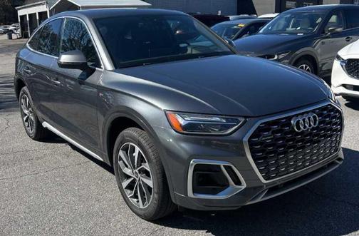 2022 Audi Q5 45 S line Premium Plus