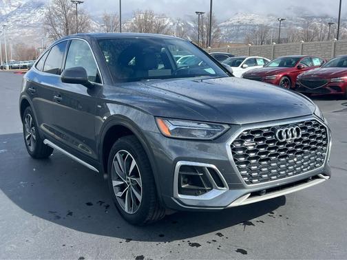 2022 Audi Q5 45 S line Premium Plus