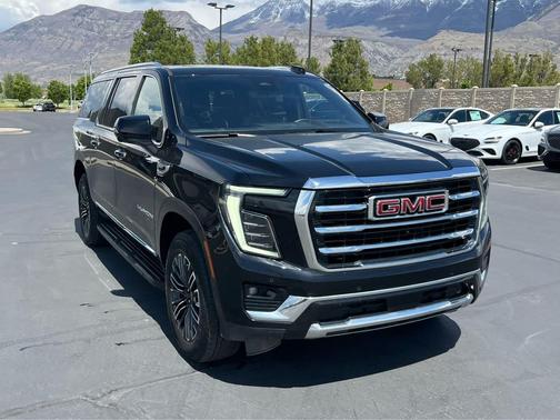 Onyx Black 2025 GMC Yukon XL Elevation 4WD