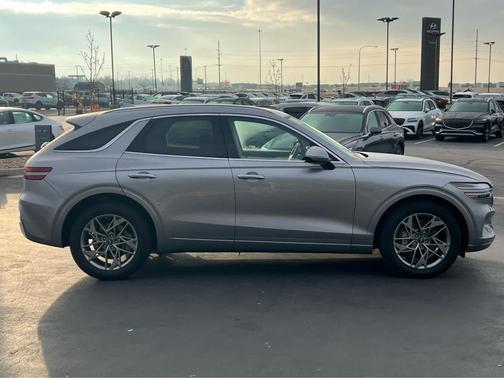 2025 Genesis GV70 2.5T AWD