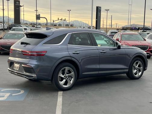 2026 Genesis GV70 2.5T Select