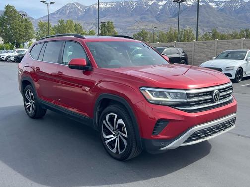 Aurora Red Metallic 2022 Volkswagen Atlas 2.0T SE w/Technology 4MOTION