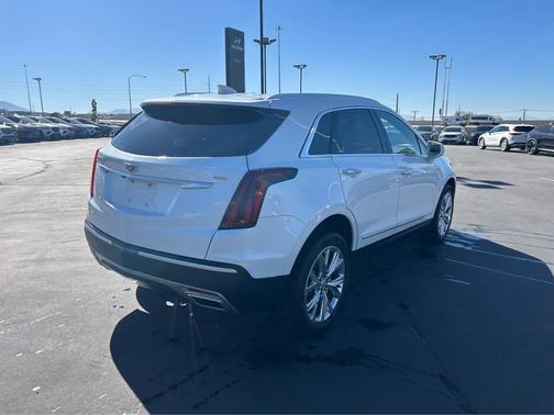 2020 Cadillac XT5 Premium Luxury