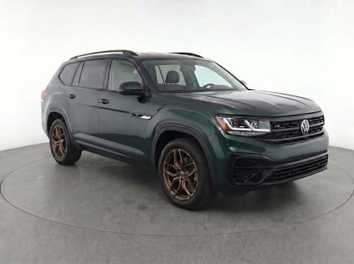 Racing Green Metallic 2021 Volkswagen Atlas 3.6L SEL