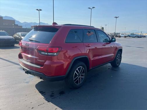 2020 Jeep Grand Cherokee Trailhawk