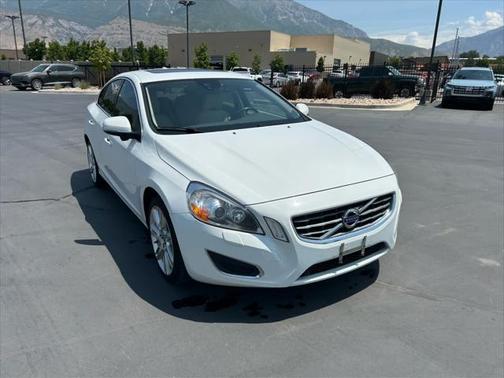 2013 Volvo S60 T5 Premier Plus