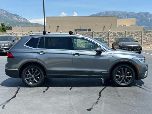 2022 Volkswagen Tiguan 2.0T SE 4MOTION