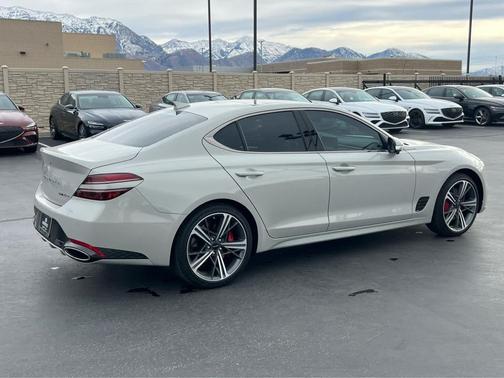 2025 Genesis G70 3.3T AWD Sport Advanced
