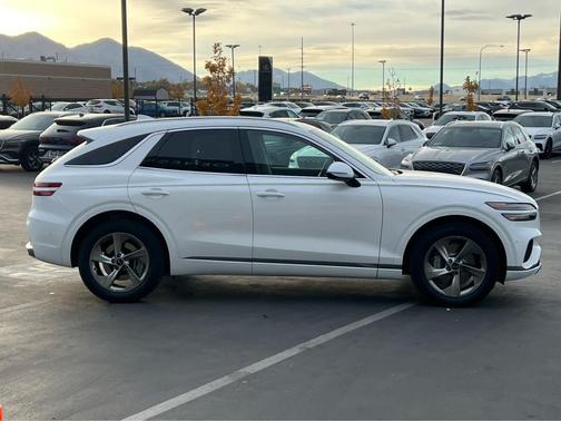 2026 Genesis GV70 2.5T Advanced