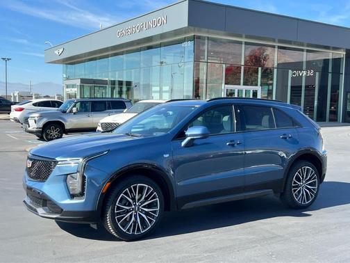 2024 Cadillac XT4 Sport