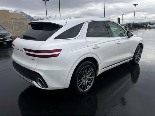 2022 Genesis GV70 2.5T AWD