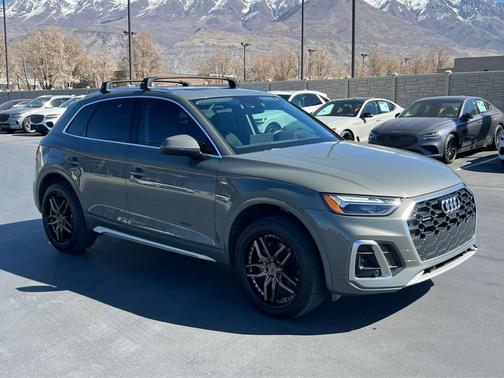 2023 Audi Q5 45 S line Premium Plus