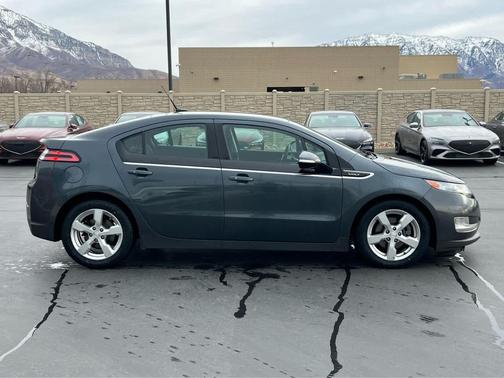 2013 Chevrolet Volt Base