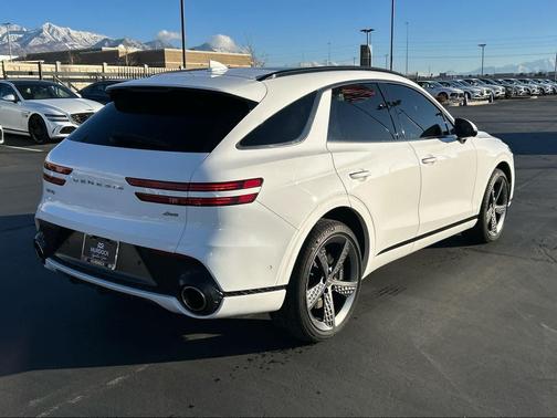 2023 Genesis GV70 2.5T AWD
