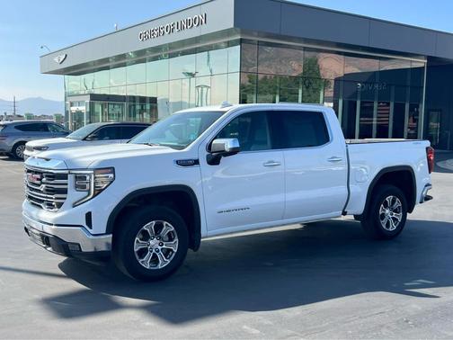 2024 GMC Sierra 1500 SLT