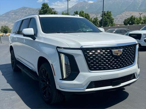 2025 Cadillac Escalade ESV Premium Luxury