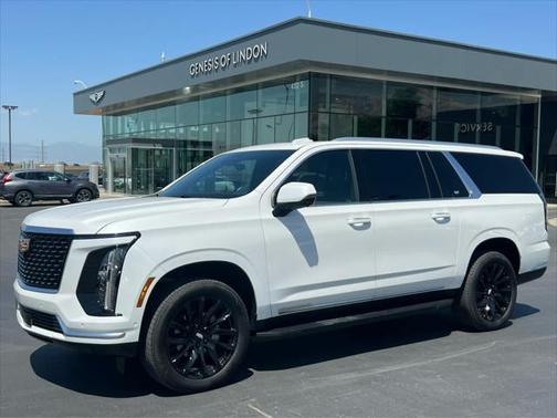 2025 Cadillac Escalade ESV Premium Luxury