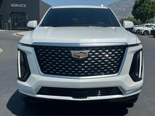 2025 Cadillac Escalade ESV Premium Luxury