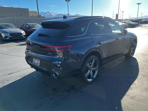 2023 Genesis GV70 2.5T AWD