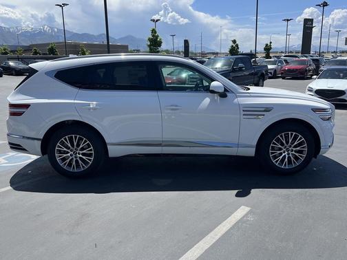 Alta White 2026 Genesis GV80 2.5T