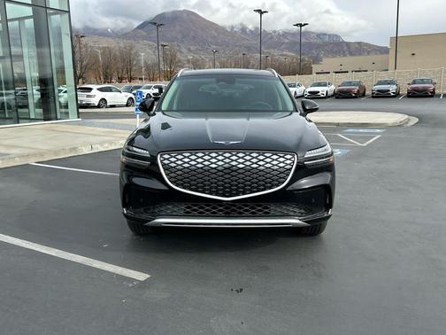 2026 Genesis Electrified GV70 Standard