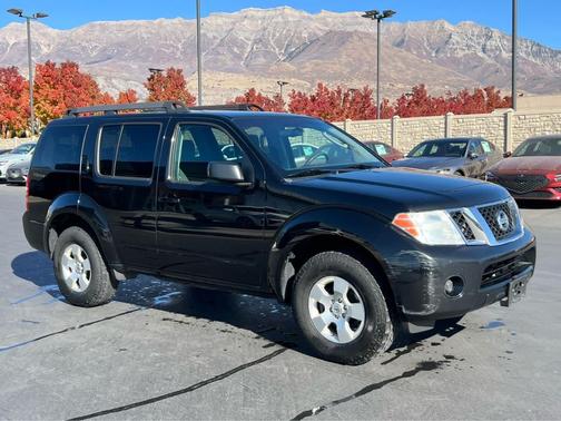 2011 Nissan Pathfinder S