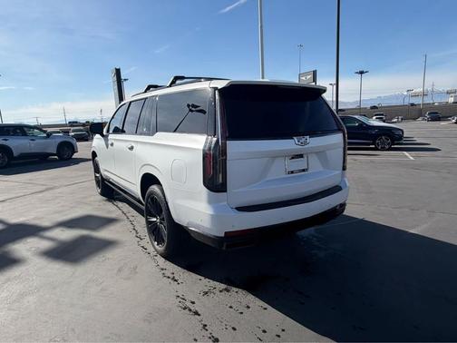 2023 Cadillac Escalade ESV Sport Platinum