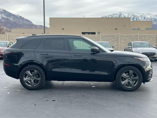 2025 Land Rover Range Rover Velar P250 SE R-Dynamic