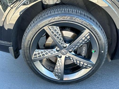 2024 Genesis GV70 3.5T AWD Sport