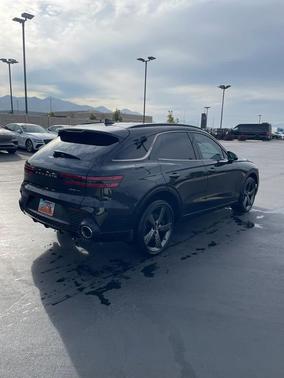 2024 Genesis GV70 3.5T AWD Sport