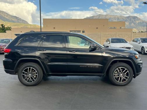 2018 Jeep Grand Cherokee Trailhawk