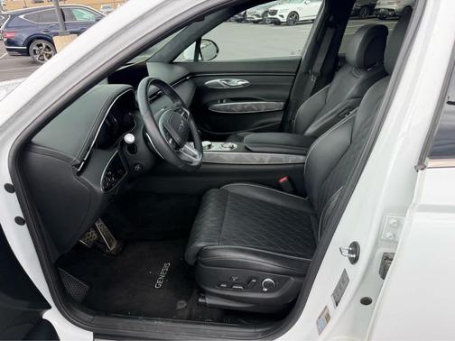 2025 Genesis GV70 3.5T AWD Sport