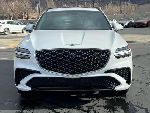 Uyuni White 2026 Genesis GV70 3.5T Sport Prestige