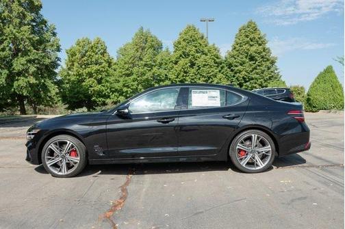 2025 Genesis G70 2.5T AWD