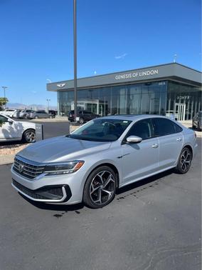 2020 Volkswagen Passat 2.0T R-Line