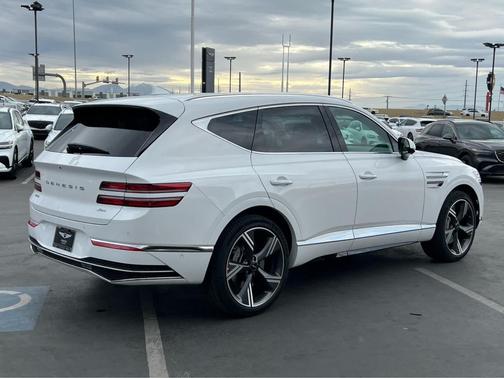2026 Genesis GV80 2.5T